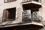 Podkrovn ventiltor, kter na sebe vydl